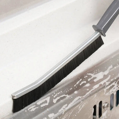 The innovative brush for cracks and tight corners